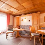 شقة Haus Bergesblick لوتاش