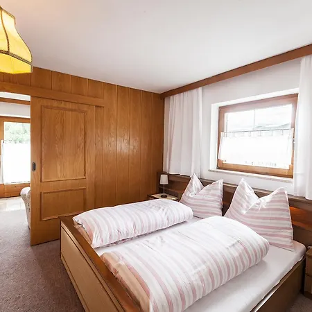 公寓 Haus Bergesblick *